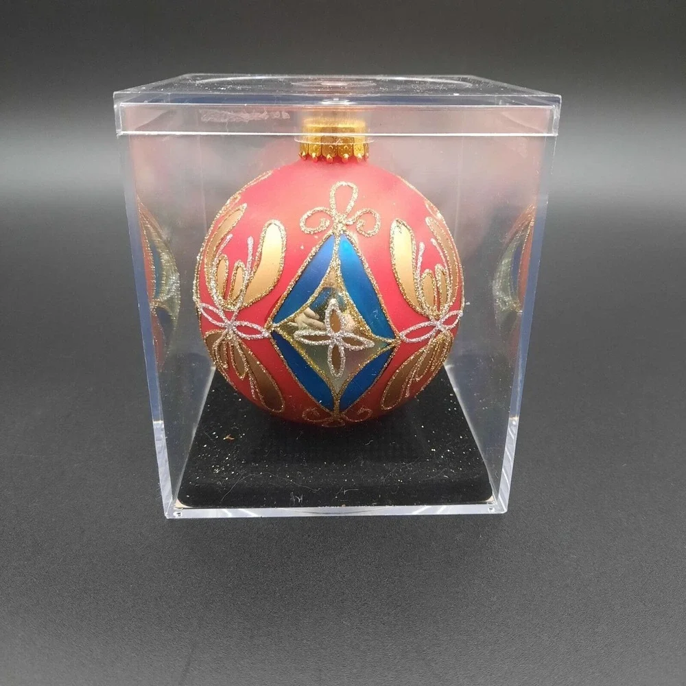 Unique‎ Treasures Glass Ornament W/ Gold & Glitter Detail In Display Box